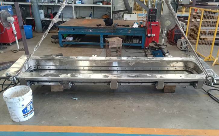 1758617979163911.jpg 733.jpg